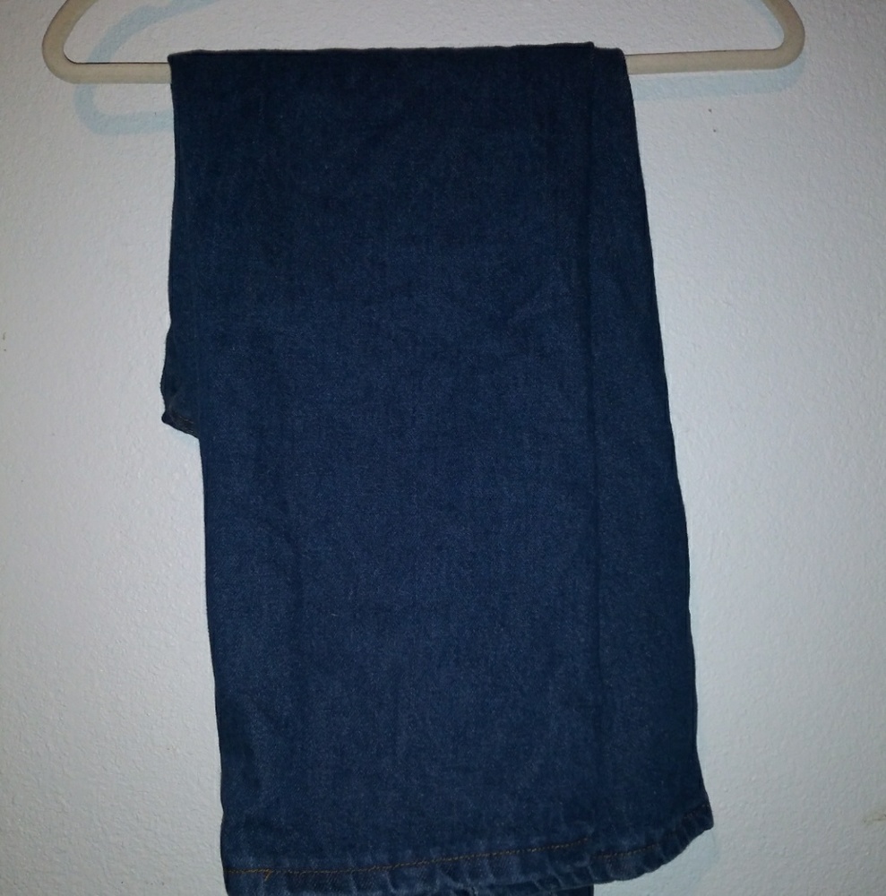 Mom Jeans - Picture 2 of 4